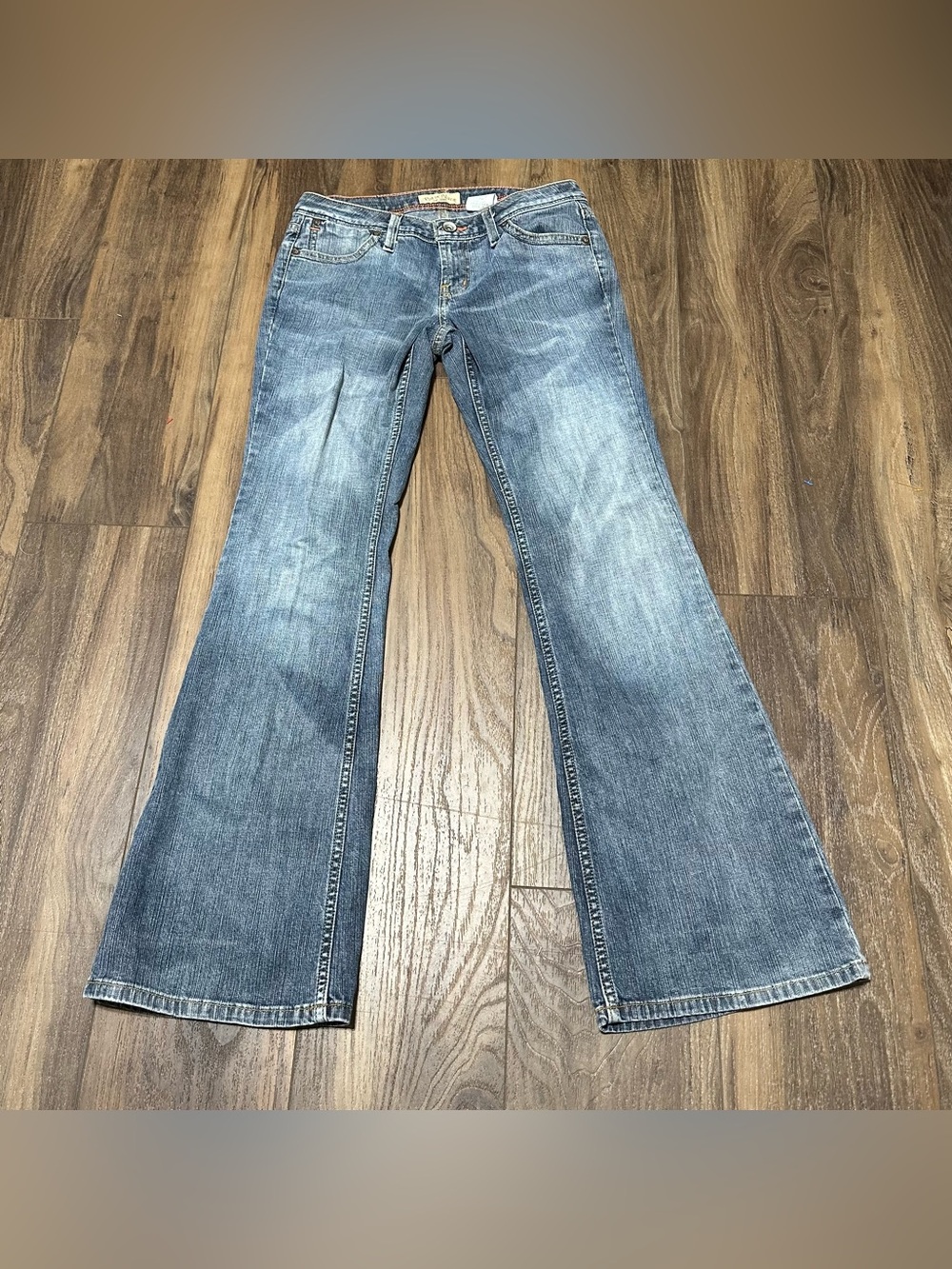 Y2K Paris Blues Low Rise Flare Jeans Size 5 Medium Wash Bootcut Denim